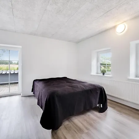 Surrounded By Nature * Vissenbjerg